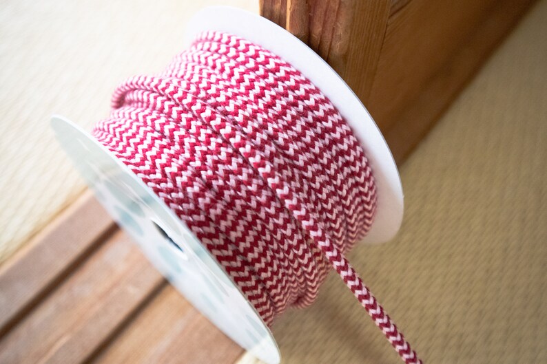 02_Deep red-Pink